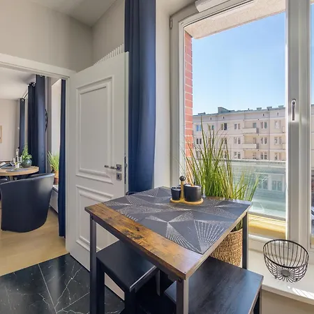 Appartement Lovely Rajska - Free Parking *